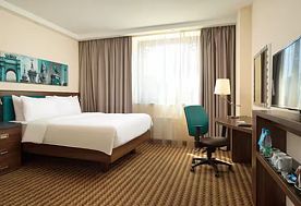 Номер для маломобильных гостей, Отель Hampton by Hilton Saint Petersburg ExpoForum, Санкт-Петербург