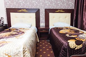 Двухместный номер Comfort Plus с балконом 2 отдельные кровати, Отель Кристалл Палас, Изворотень