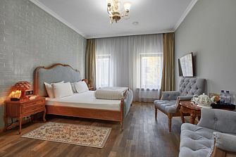 Отель Времена Года