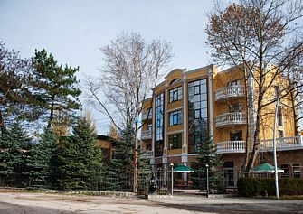 Отель Даяна