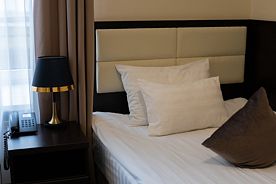 Одноместный номер односпальная кровать, Отель Суворов, Санкт-Петербург