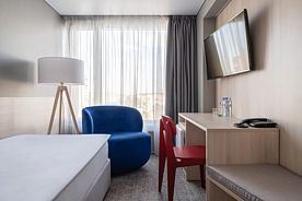 Одноместный номер Стандарт Улучшенный односпальная кровать, Отель Marins Park Hotel Yekaterinburg, Екатеринбург
