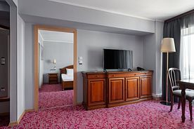 Двухместный номер Standard с 2 комнатами двуспальная кровать, Отель Marins Park Hotel Novosibirsk, Новосибирск