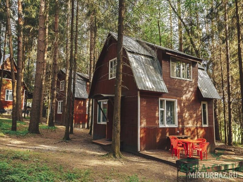 Истринское водохранилище домики. Турбаза Импульс Истринское водохранилище. Истринское водохранилище турбаза. База отдыха Истра на Истринском водохранилище. Истра лайф база отдыха.