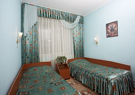 Кровать в общем номере, Отель Гостиница Вираж, Брянск
