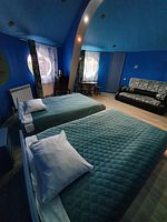 Двухместный номер «Космос» 2 отдельные кровати, Отель Колесо, Смоленск