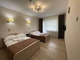 Двухместный номер Comfort двуспальная кровать, Отель Гостиница Гранит, Владивосток