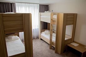 Четырёхместный номер Спорт Амакс с видом на город, Отель Амакс Полярная Звезда, Новый Уренгой