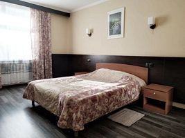 Двухместный полулюкс двуспальная кровать, Отель Клубная, Магнитогорск