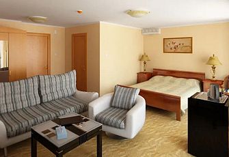 Отель Меридиан