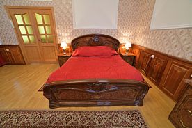 Люкс с 2 комнатами с красивым видом из окна, Отель Успенская, Углич