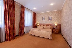 Двухместный люкс VIP двуспальная кровать, Отель Славянка, Челябинск