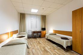 Кровать в общем номере, Гостиница Солнечная, Челябинск