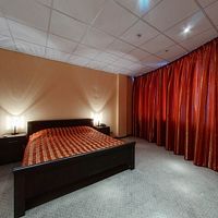 Двухместный люкс двуспальная кровать, Отель Парус, Здравница