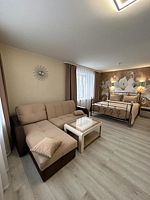 Двухместный люкс Superior двуспальная кровать, Отель Тихвин, Тихвин