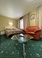 Двухместный номер Comfort двуспальная кровать, Отель Гостиница Строитель, Сыктывкар