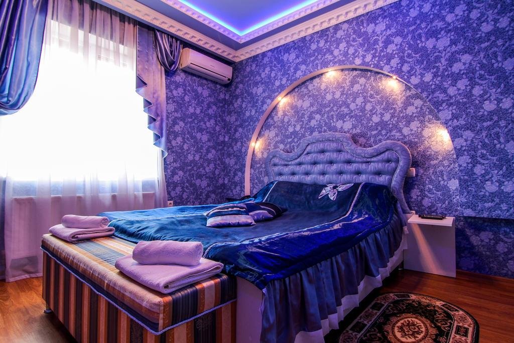 Отель Люкс, Симферополь, Крым