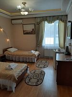 Двухместный номер Стандартный Бюджетный с видом на город 2 отдельные кровати, Отель Люкс, Симферополь
