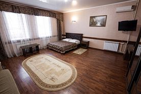 Двухместный люкс двуспальная кровать, Отель Мираж, Саратов