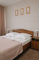 Трёхместный семейный номер Superior с балконом, Отель Дружба, Абакан