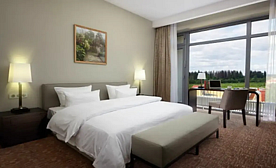 Двухместный номер Grand Deluxe Velich двуспальная кровать, Отель Величъ Country Club, Одинцовский район