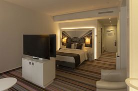 Двухместный номер Privilege двуспальная кровать, Отель Mercure Москва Бауманская, Москва