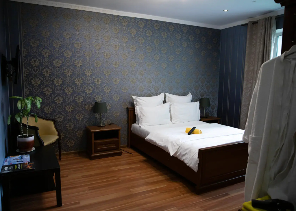 Отель Июль, Лобня, Московская область