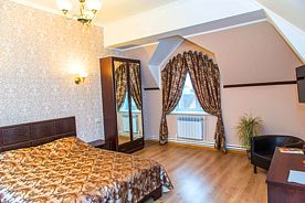 Семейный полулюкс, Отель Karoza, Демьянское