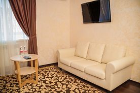 Двухместный номер Standard двуспальная кровать, Отель Роял Кастл, поселок Кирова