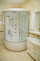 Четырёхместный люкс с 2 комнатами с красивым видом из окна, Отель Роял Кастл, поселок Кирова