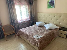 Двухместная семейная студия двуспальная кровать, Отель Веста, Уссурийск