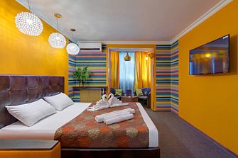 Отель на Пионерской