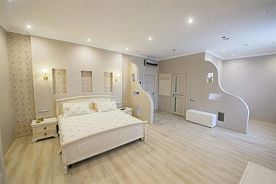 Двухместный полулюкс Flaming heart двуспальная кровать, Отель Sport Hotel Максимум, Кемерово