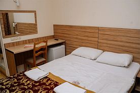 Двухместный полулюкс двуспальная кровать, Отель Фламинго, Хасавюрт