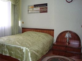Двухместный люкс № 205 двуспальная кровать, Отель Медведица, Полоцкое