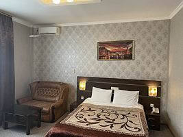 Семейный номер Superior с видом на город, Отель Venezia, Симферополь