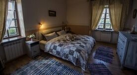 Улучшенный номер с кроватью размера "king-size" в Shalle, Гостевой дом Dream Village, Чеховский