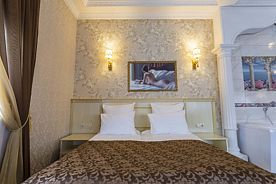 Двухместный люкс Эксклюзив двуспальная кровать, Отель Golden Plaza, Изворотень