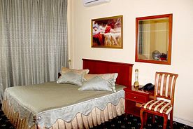 Двухместный номер Comfort двуспальная кровать, Отель Кедр, Нягань