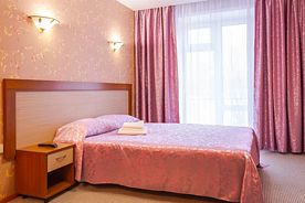 Двухместный номер Premium двуспальная кровать, Отель Новоуральск, Новоуральск