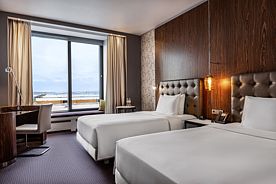 Двухместный номер Standard с видом на внутренний двор 2 отдельные кровати, Отель Hilton Санкт-Петербург Expoforum, Санкт-Петербург