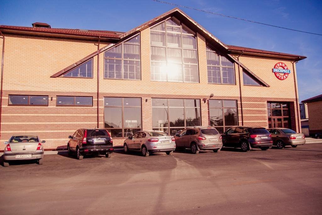 Гранд Отель Экспресс, Павловск, Воронежская область