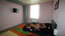 Двухместный люкс двуспальная кровать, Отель Гостиница Маяк, Магадан