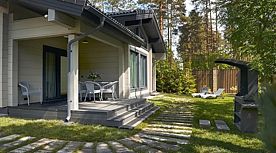 Четырёхместный коттедж люкс Family, Отель Царство-Королевство, поселок Рощино