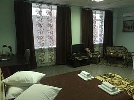 Двухместный полулюкс двуспальная кровать, Отель Сафари, Тында