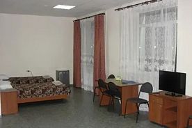 Двухместный люкс с 2 комнатами двуспальная кровать, Отель Сафари, Тында
