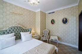 Двухместный люкс с балконом двуспальная кровать, Отель Екатерина, Кострома