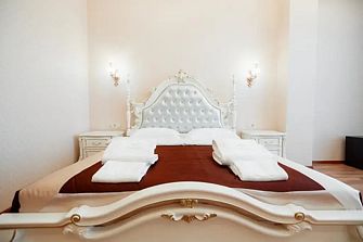 Отель Император