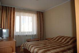 Двухместный полулюкс с балконом двуспальная кровать, Отель Гостиница Энергетик, Санкт-Петербург