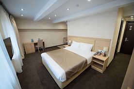 Двухместные апартаменты двуспальная кровать, Отель Silver House, Магадан